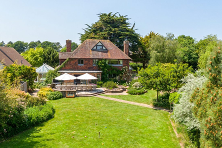 Large private garden